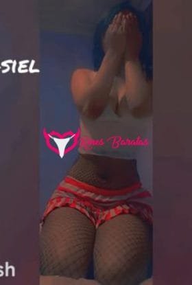 Masiel Kine 18 años