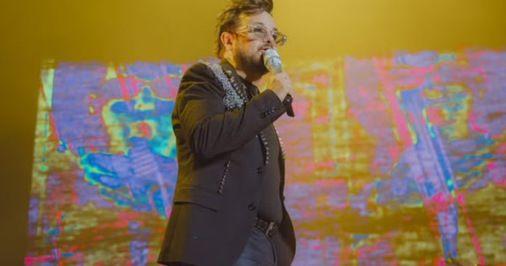 Aleks Syntek planea mudarse a Inglaterra y se compara con genios del arte