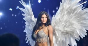 Kylie Jenner deslumbra en Victoria’s Secret con el Fantasy Bra de 50 millones